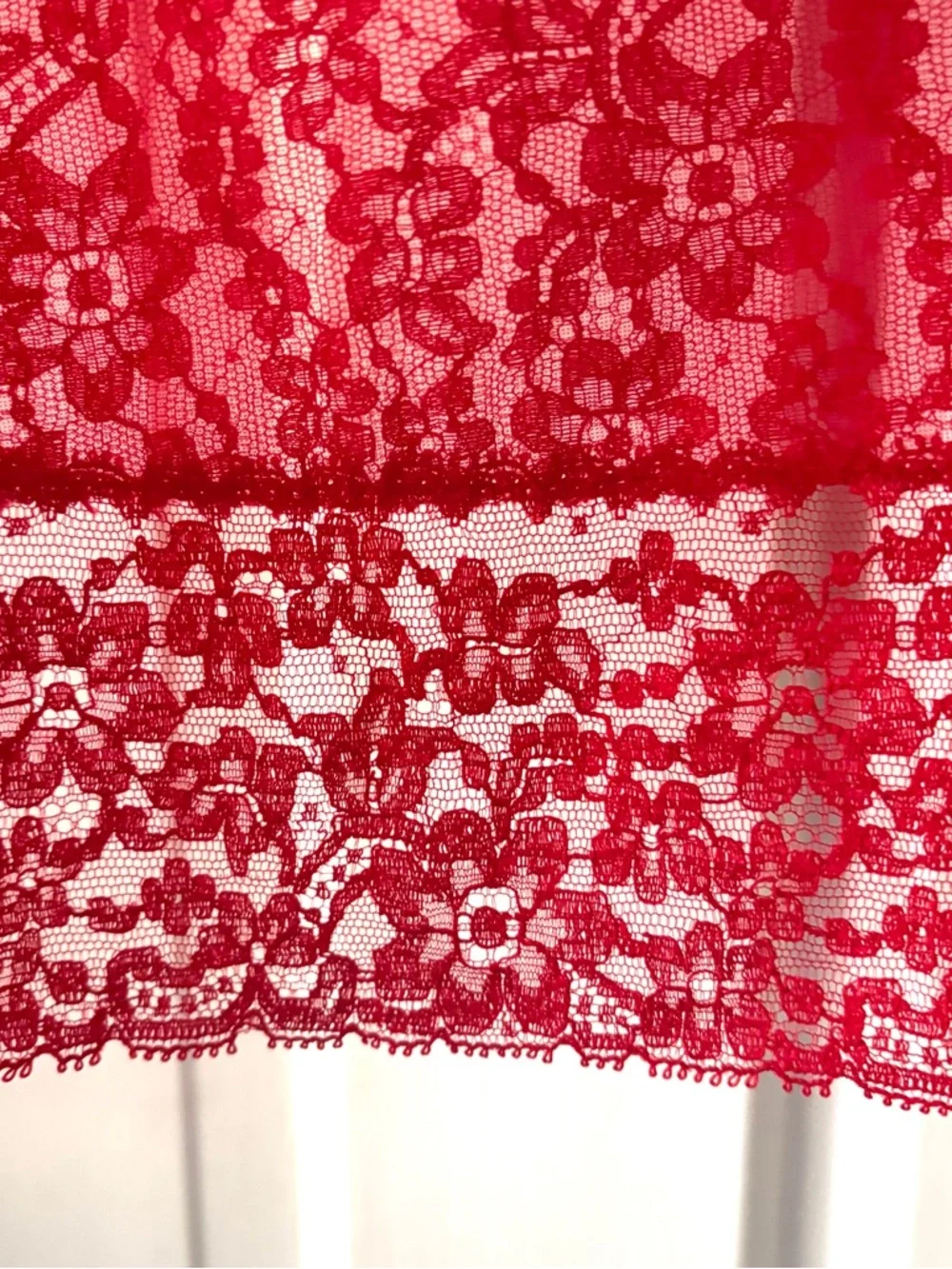 Vintage 60s Full Bright Red Lace Half Slip Size Medium - Picture 14 of 14